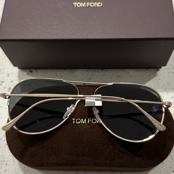 Authentic Tom Ford Sunglasses!!!All Inclusive